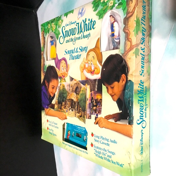 DISNEY SNOW WHITE AND THE SEVEN DWARFS THEATER 90s - Picture 15 of 16